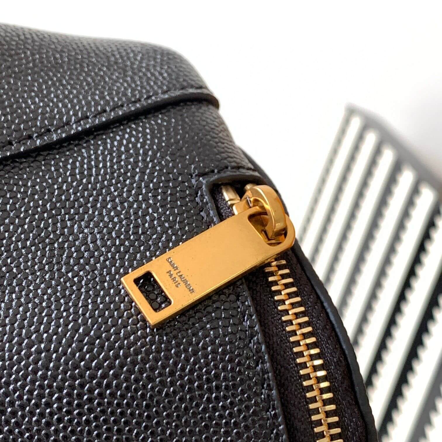 Y51 CASSANDRE CLASSIC belt bag in grain de poudre embossed leather(HIGH-END GRADE)