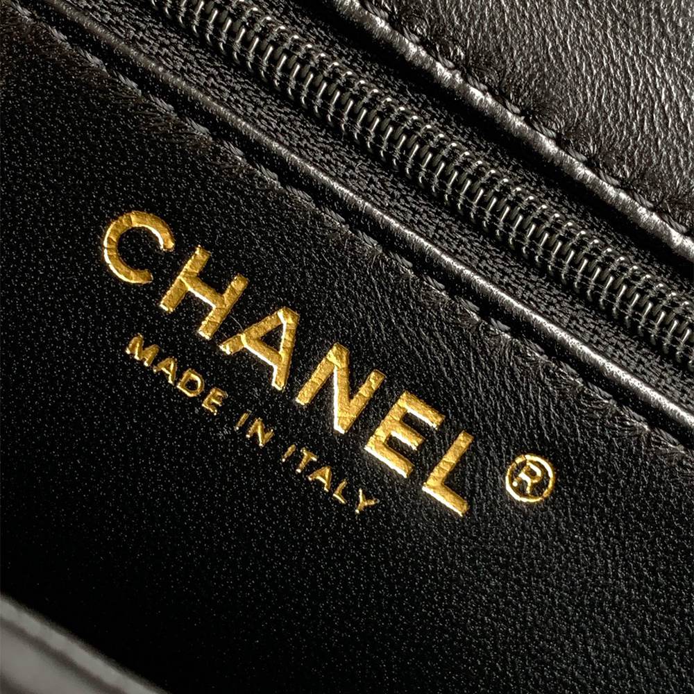 Ch**el Mini Shopping Bag(HIGH-END GRADE)