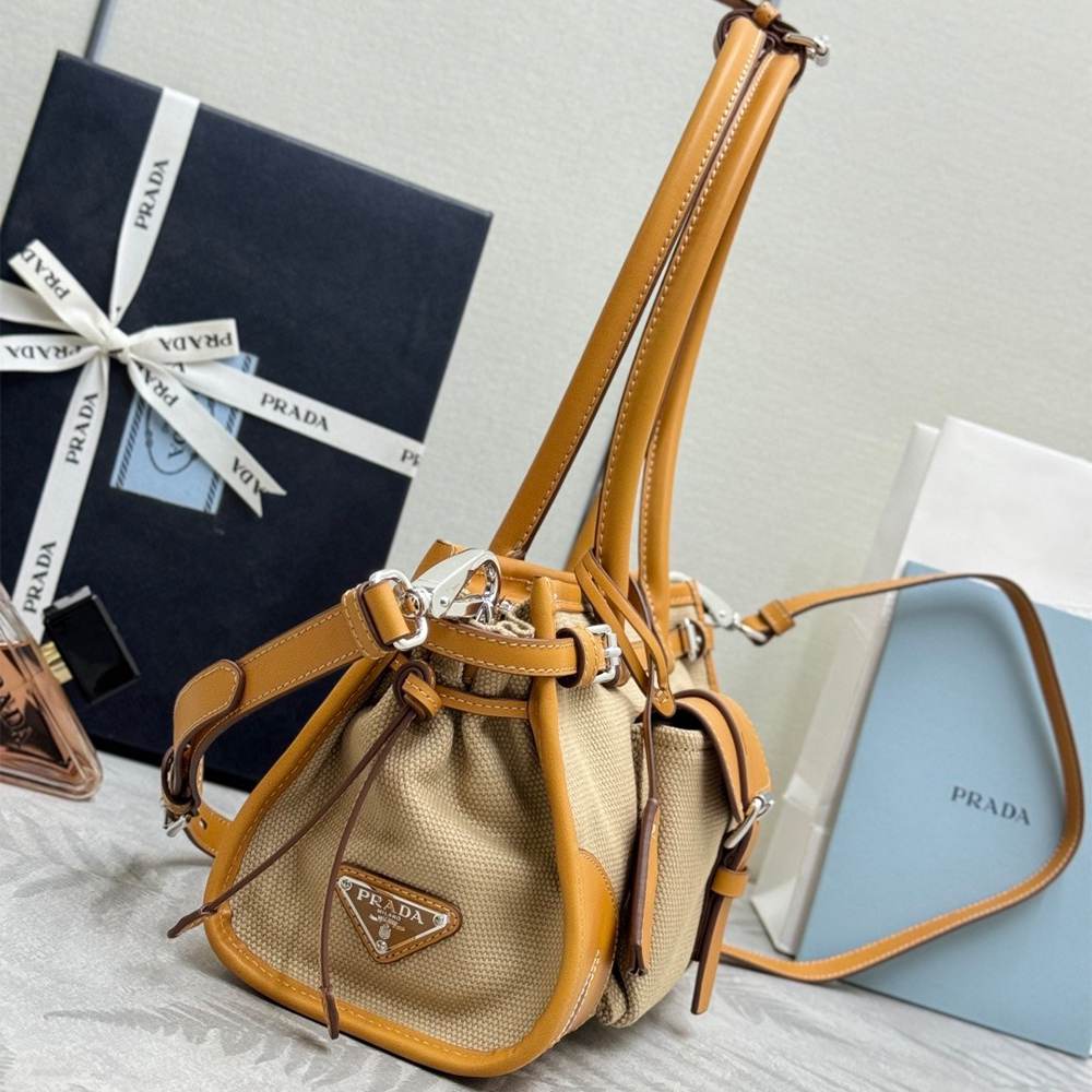 Pra*a Bonnie medium linen and leather handbag(HIGH-END GRADE)