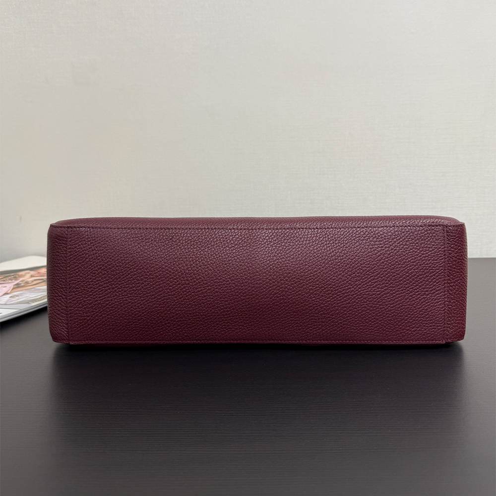 Ch**el Maxi Flapbag(HIGH-END GRADE)
