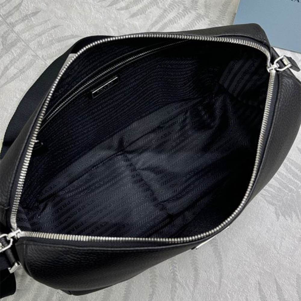 Pra*a Medium leather shoulder bag(HIGH-END GRADE)